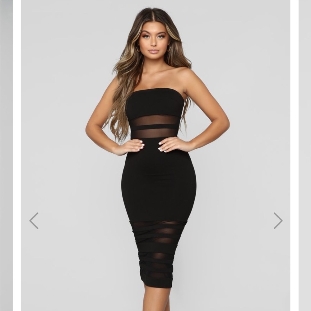 Fashion nova A Little Meshed Up Midi Dress size M